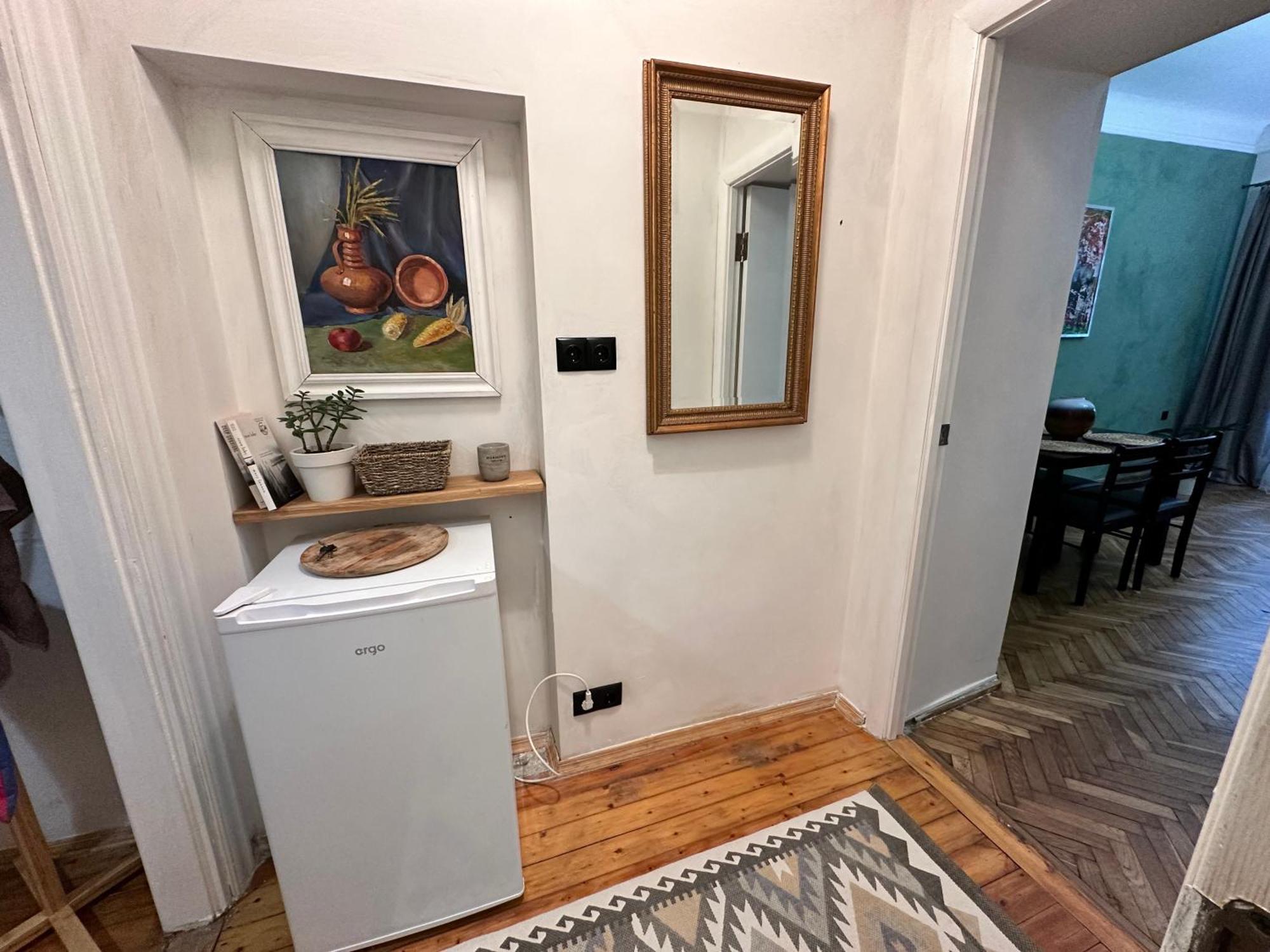Art Apartment On Kylisha Str Lviv Dış mekan fotoğraf