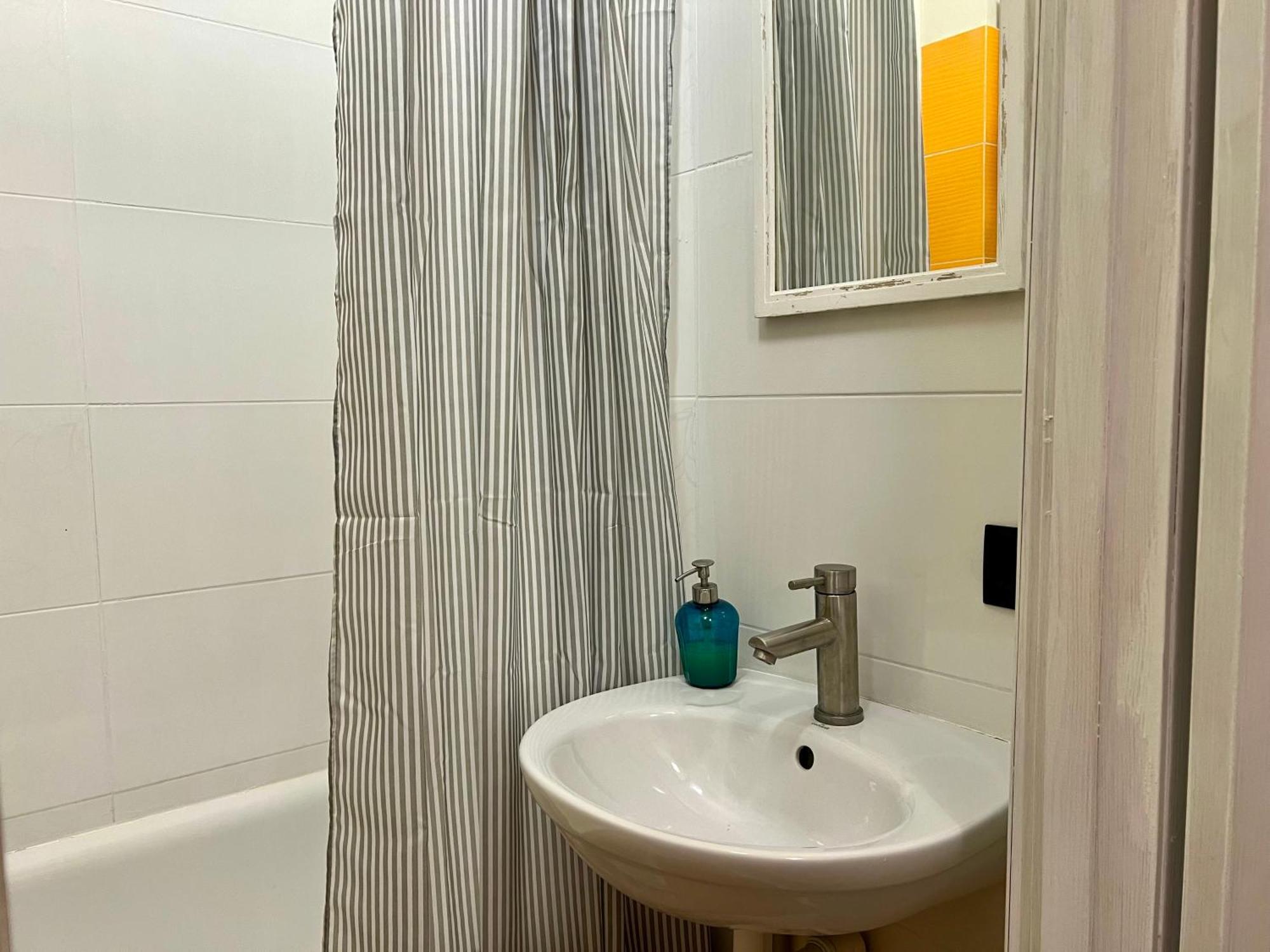 Art Apartment On Kylisha Str Lviv Dış mekan fotoğraf