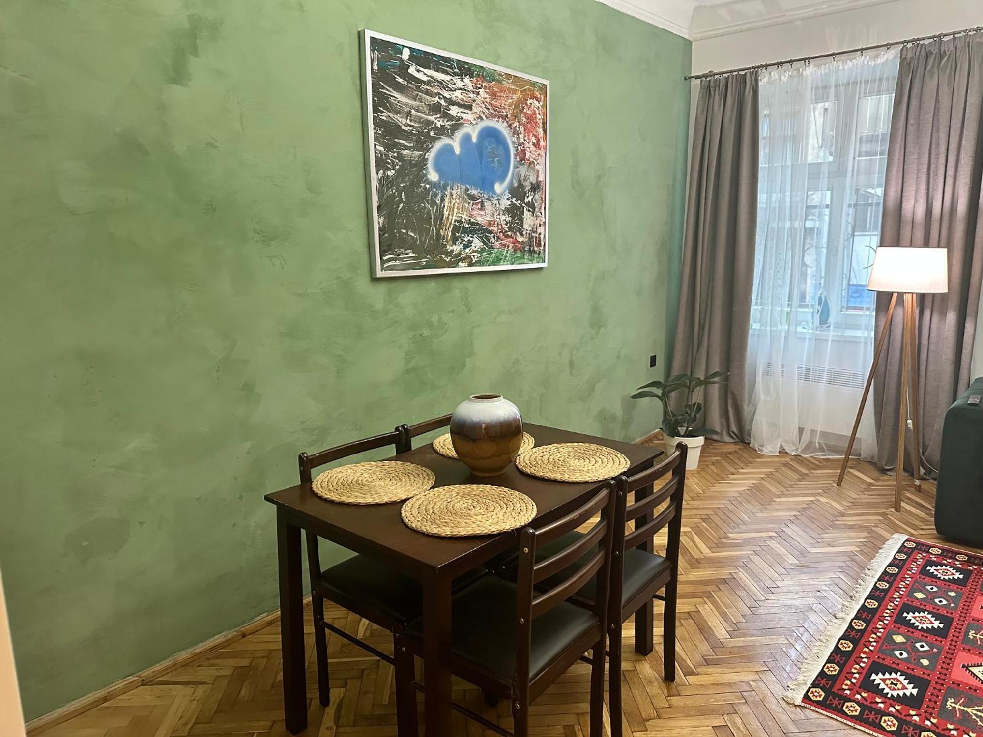 Art Apartment On Kylisha Str Lviv Dış mekan fotoğraf